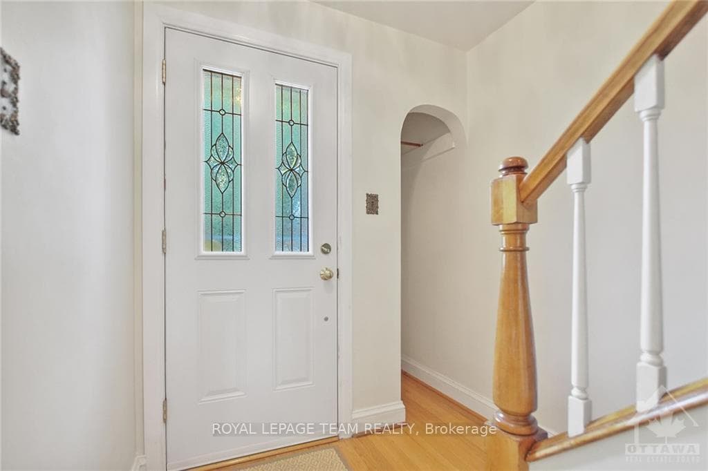 581 WINDERMERE Avenue photo 4