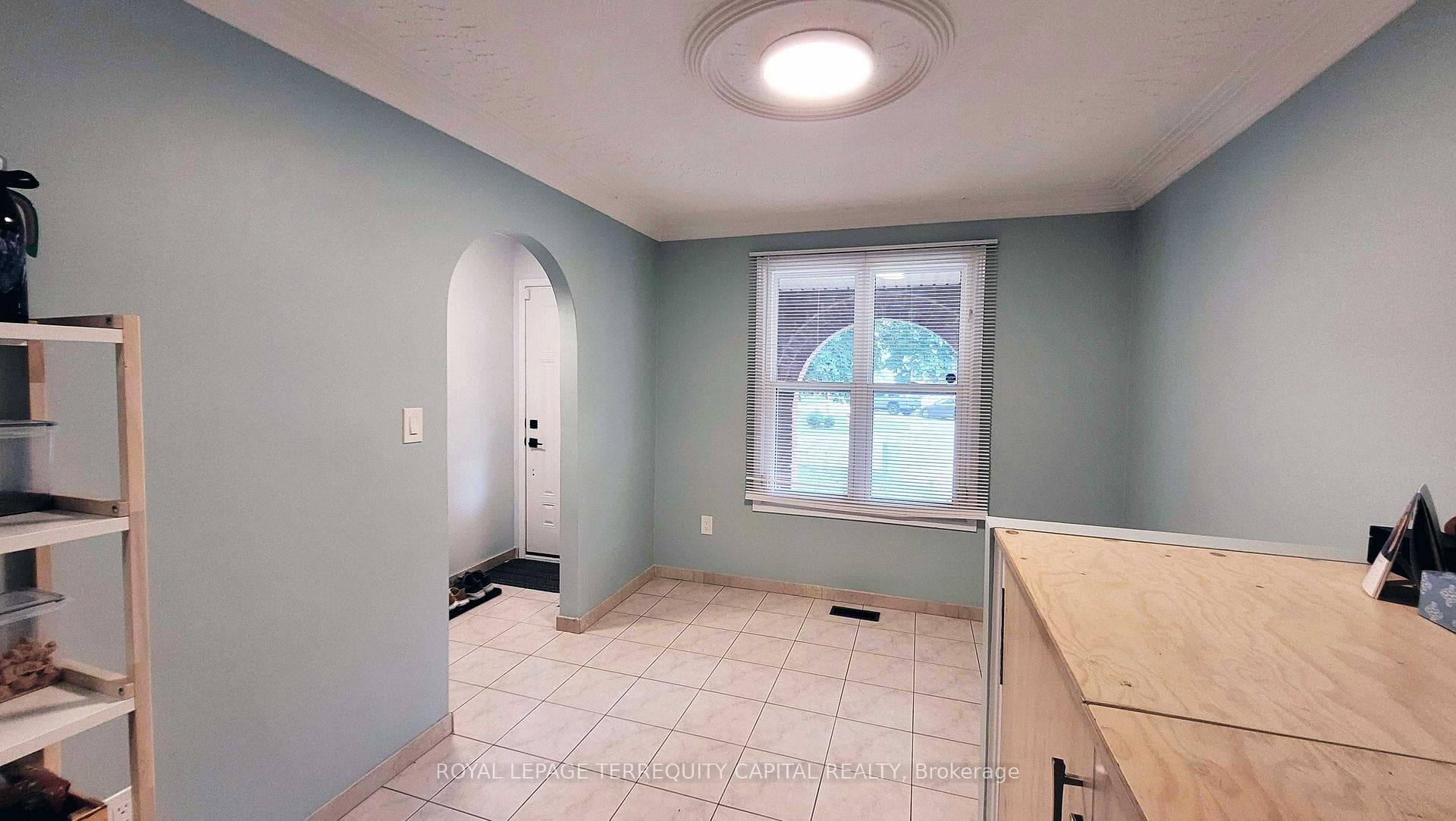 16 Mayfair Court photo 5
