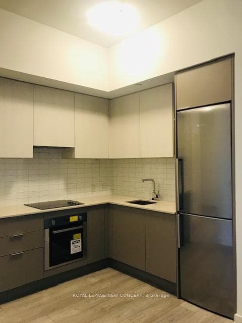 120 Parliament Street Unit 314 photo 7