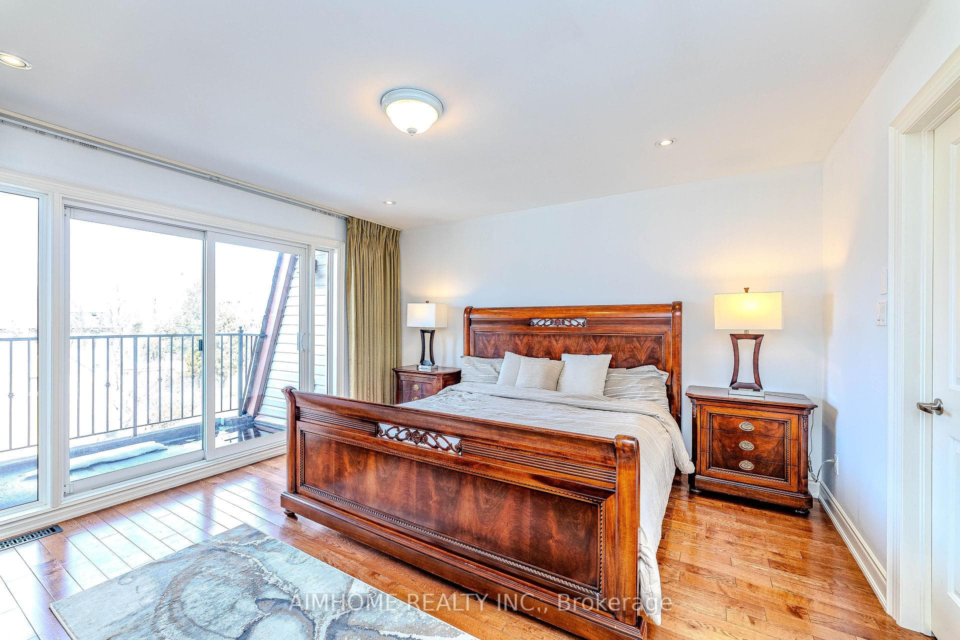 216a finch Avenue photo 29