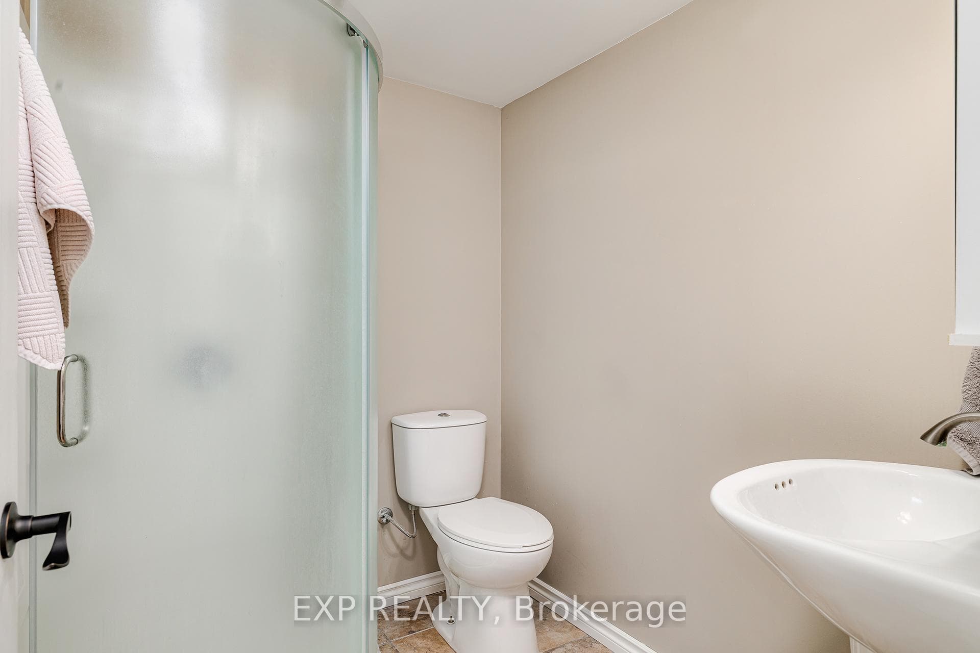 2 Arnold Street photo 25