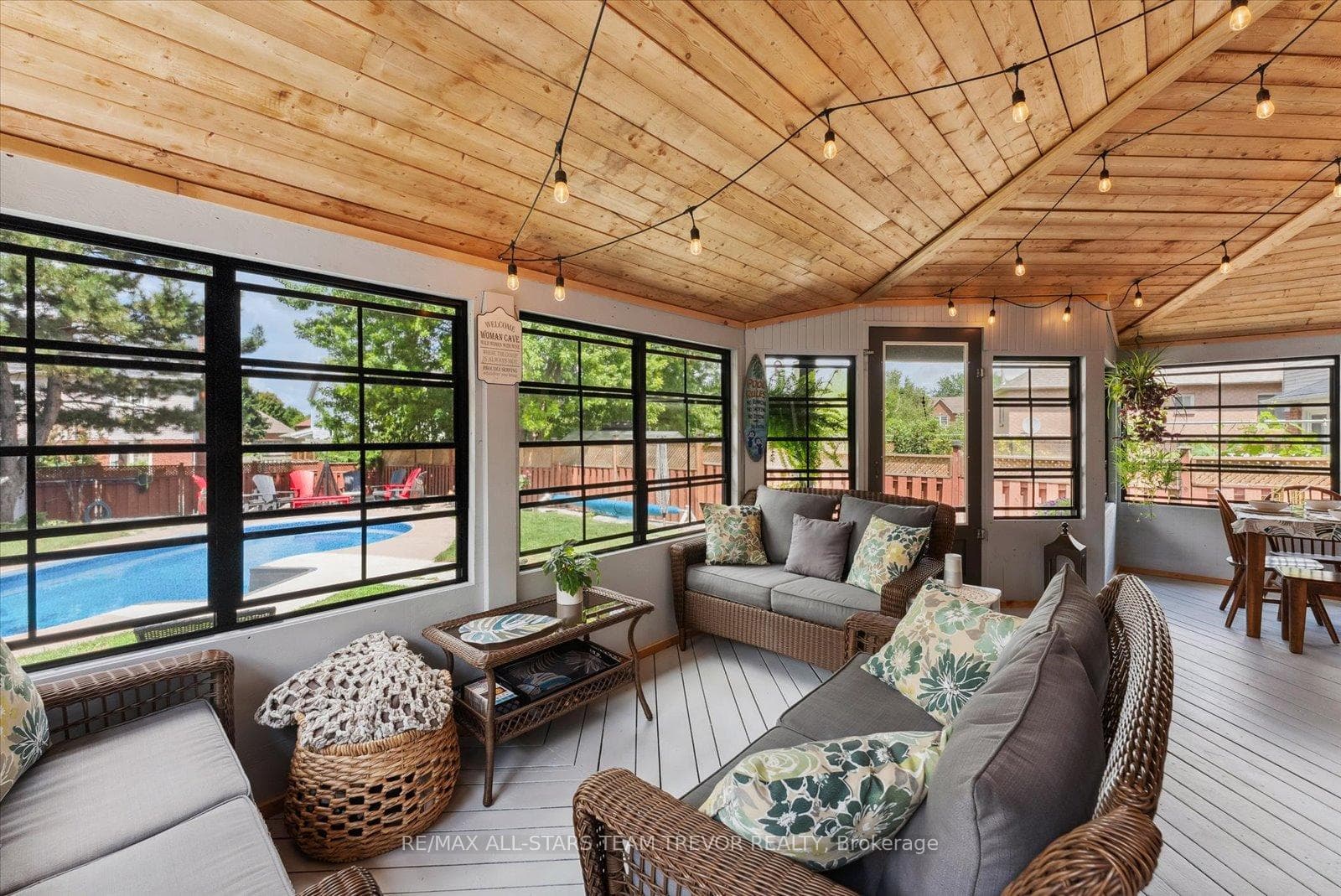 31 Carrick Avenue photo 11