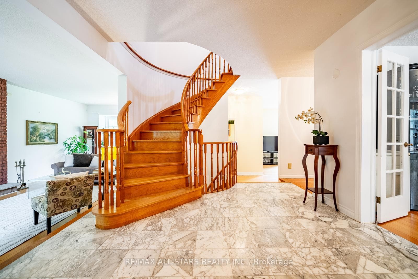 23 Forfardale Road photo 11