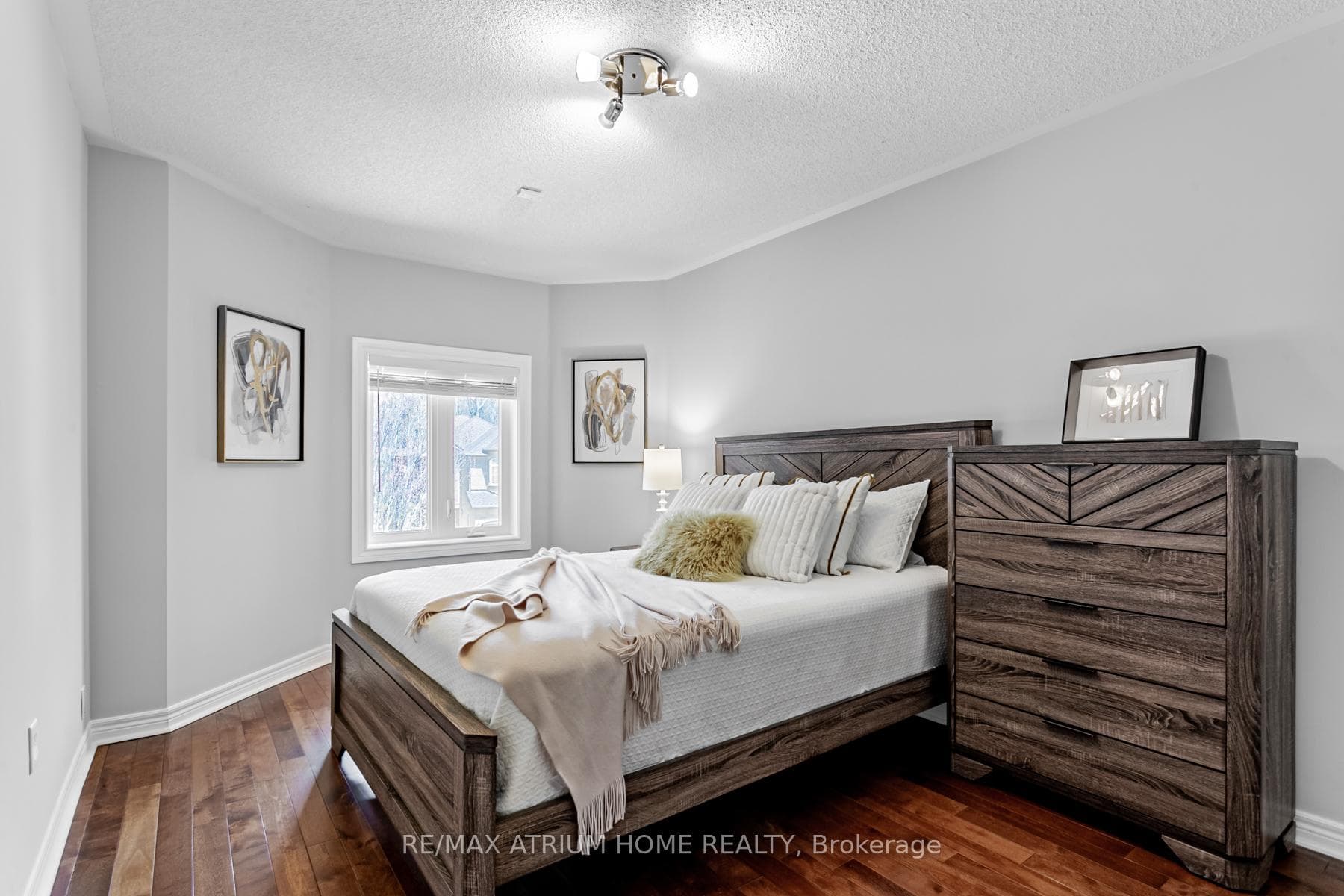 35 Sunnyside Drive photo 25
