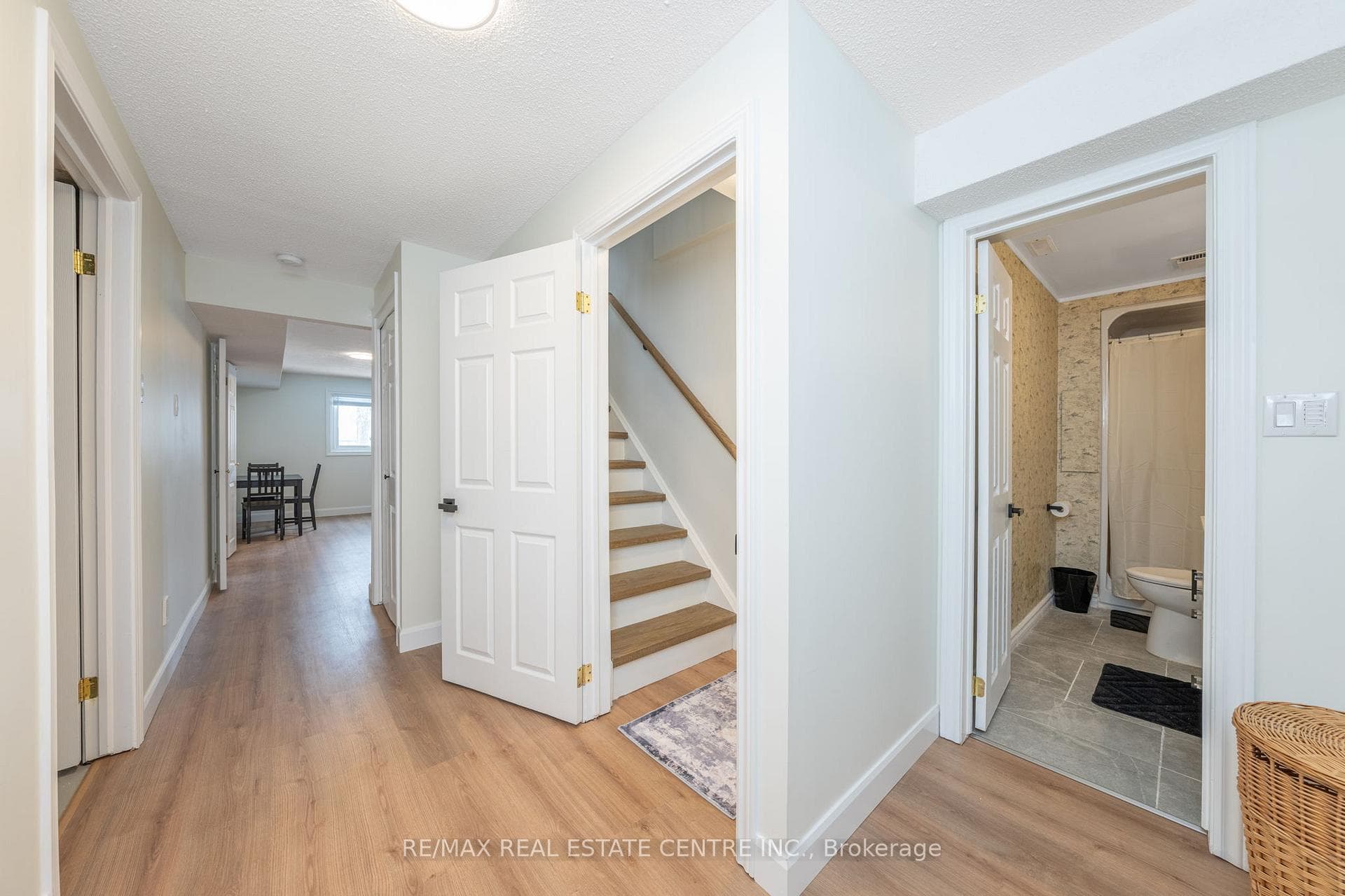 40 Calvert Drive photo 33