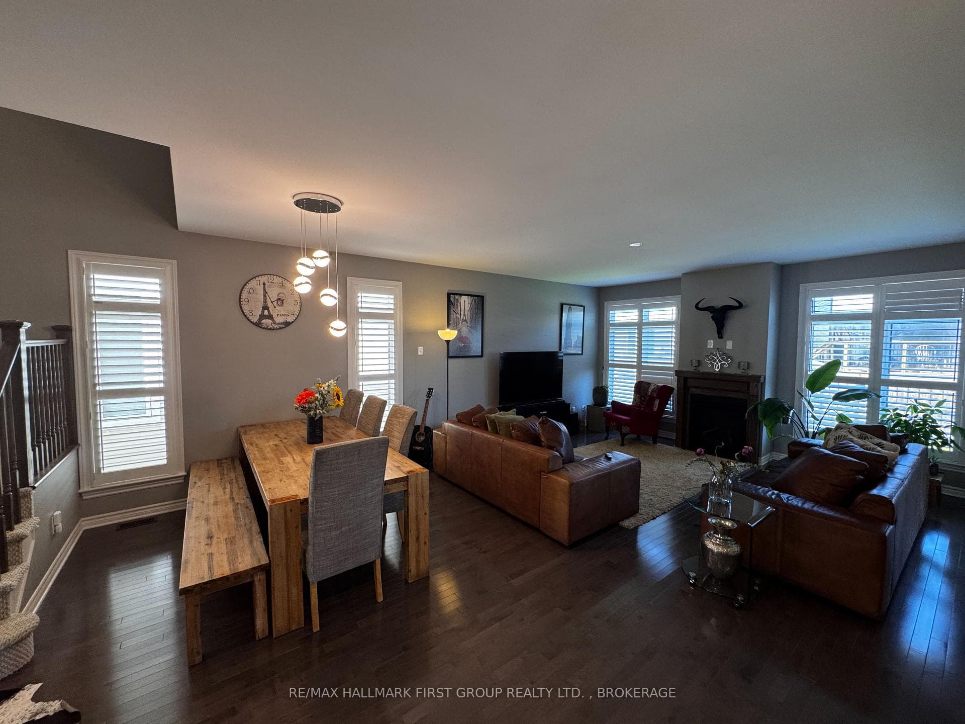 1098 Woodhaven Drive photo 16