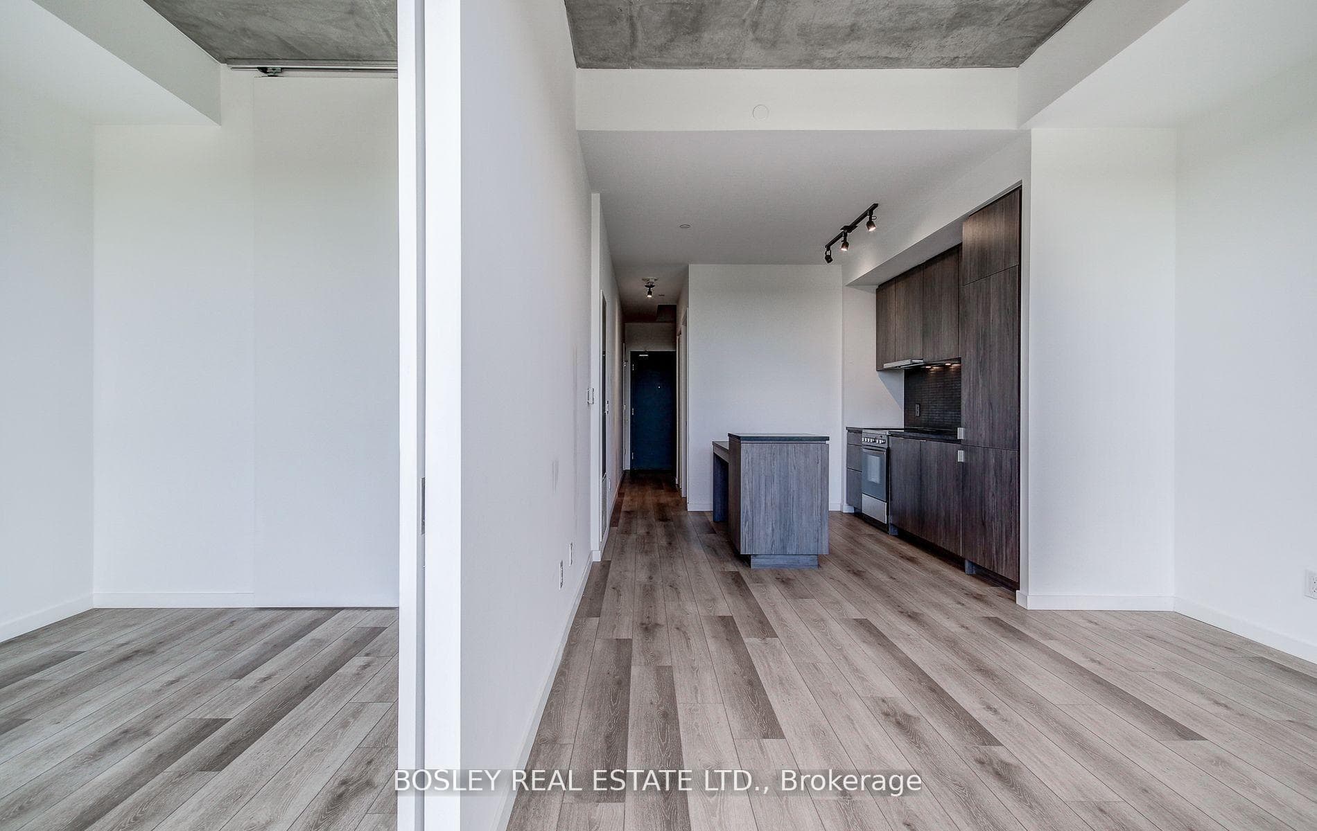 7 Smith Crescent Unit 707 photo 16