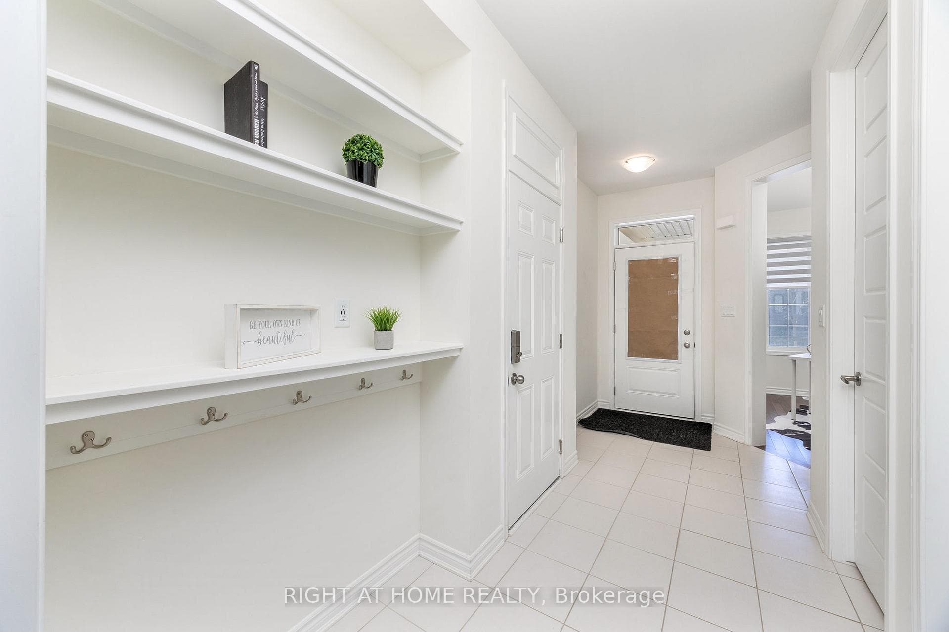 1431 Stillmeadow Lane photo 7