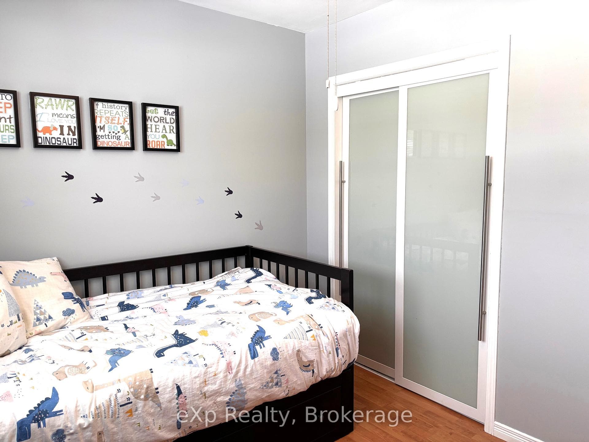 170 11th Avenue photo 23