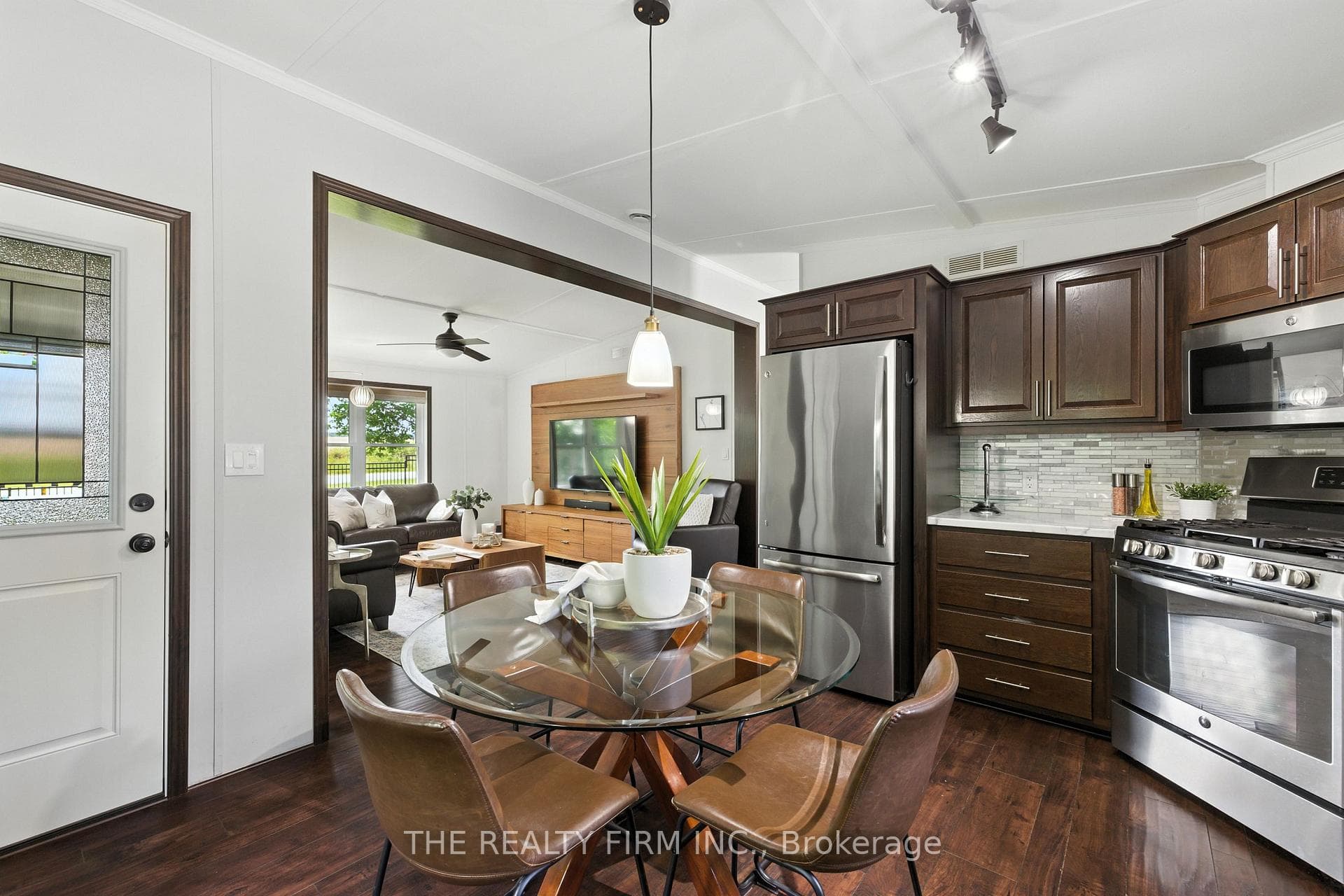 22790 Amiens Road Unit 1 photo 8