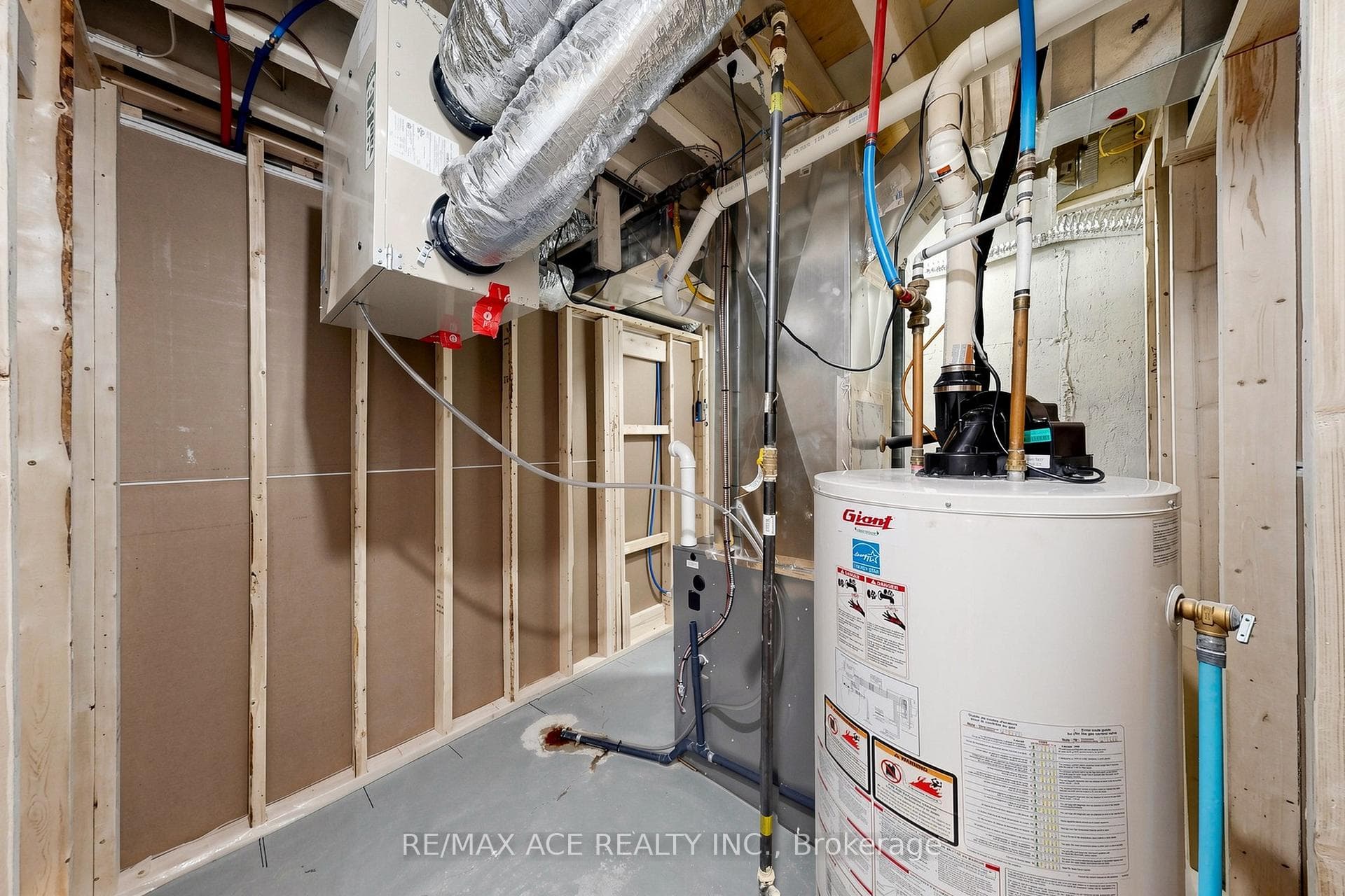 368 Elyse Court photo 44