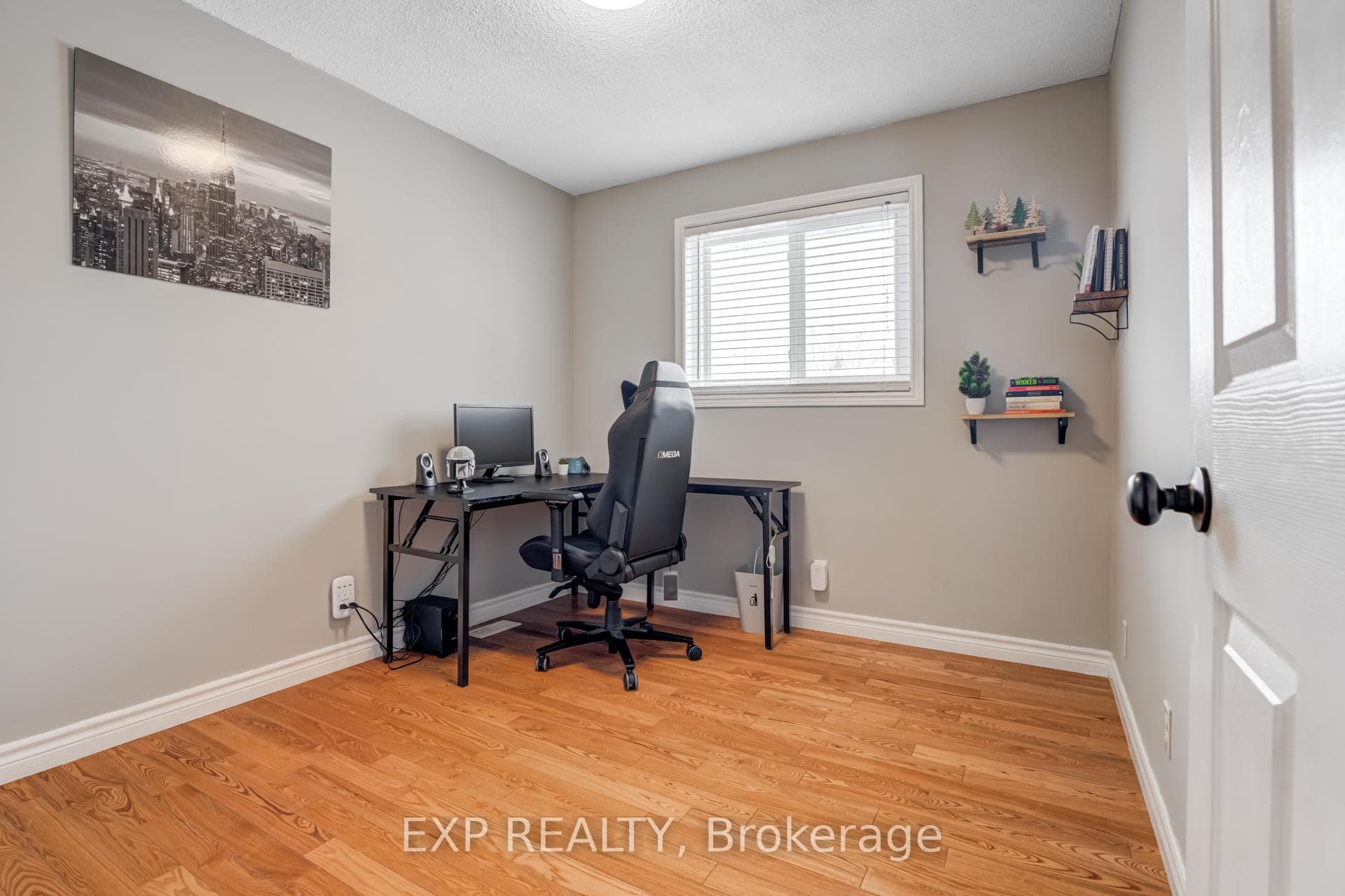 64 Wilson Avenue photo 12