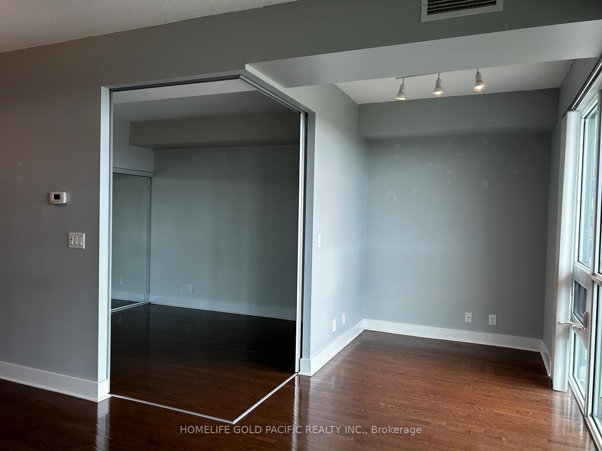 26 Norton Avenue Unit 1304 photo 22