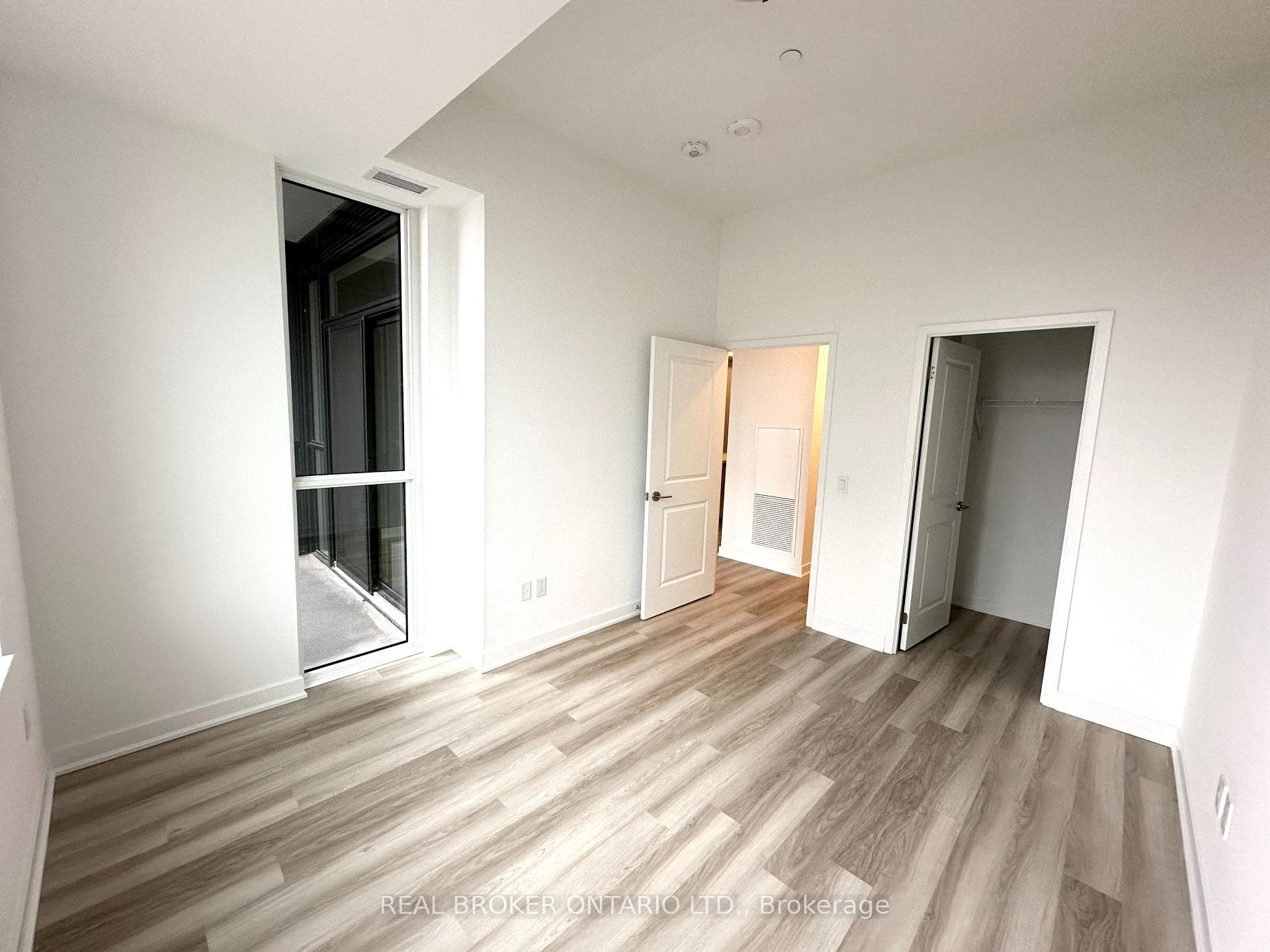 2007 James Street Unit 410 photo 12
