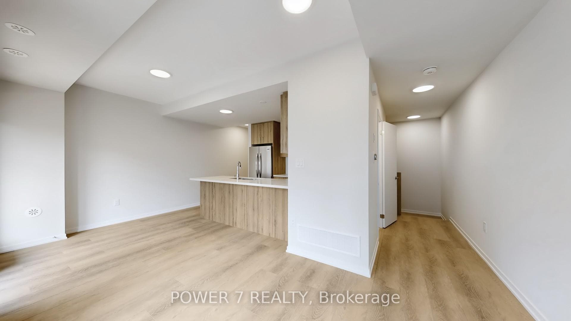 164 Matawin Lane photo 1