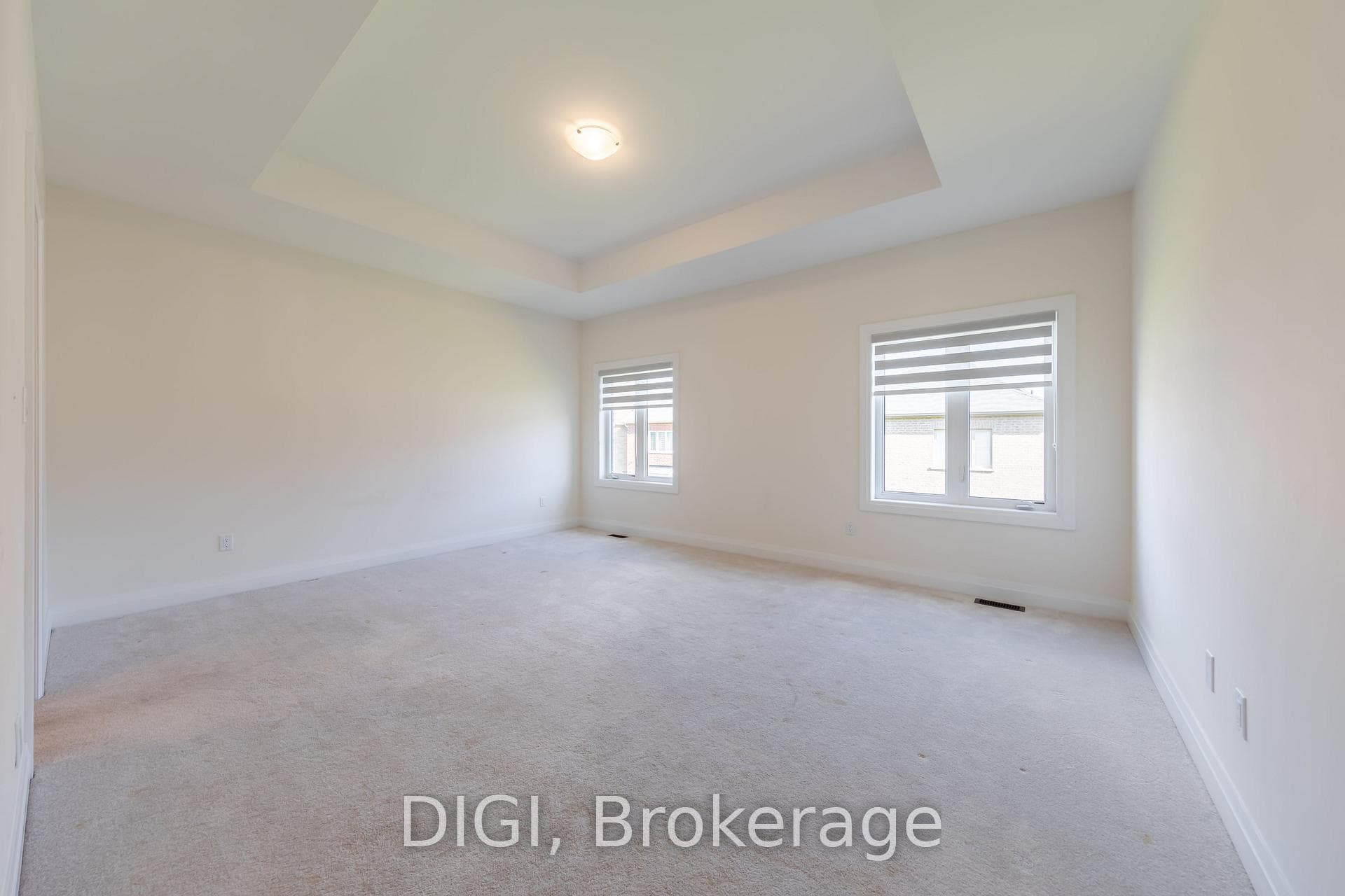 556 Mactier Drive photo 31