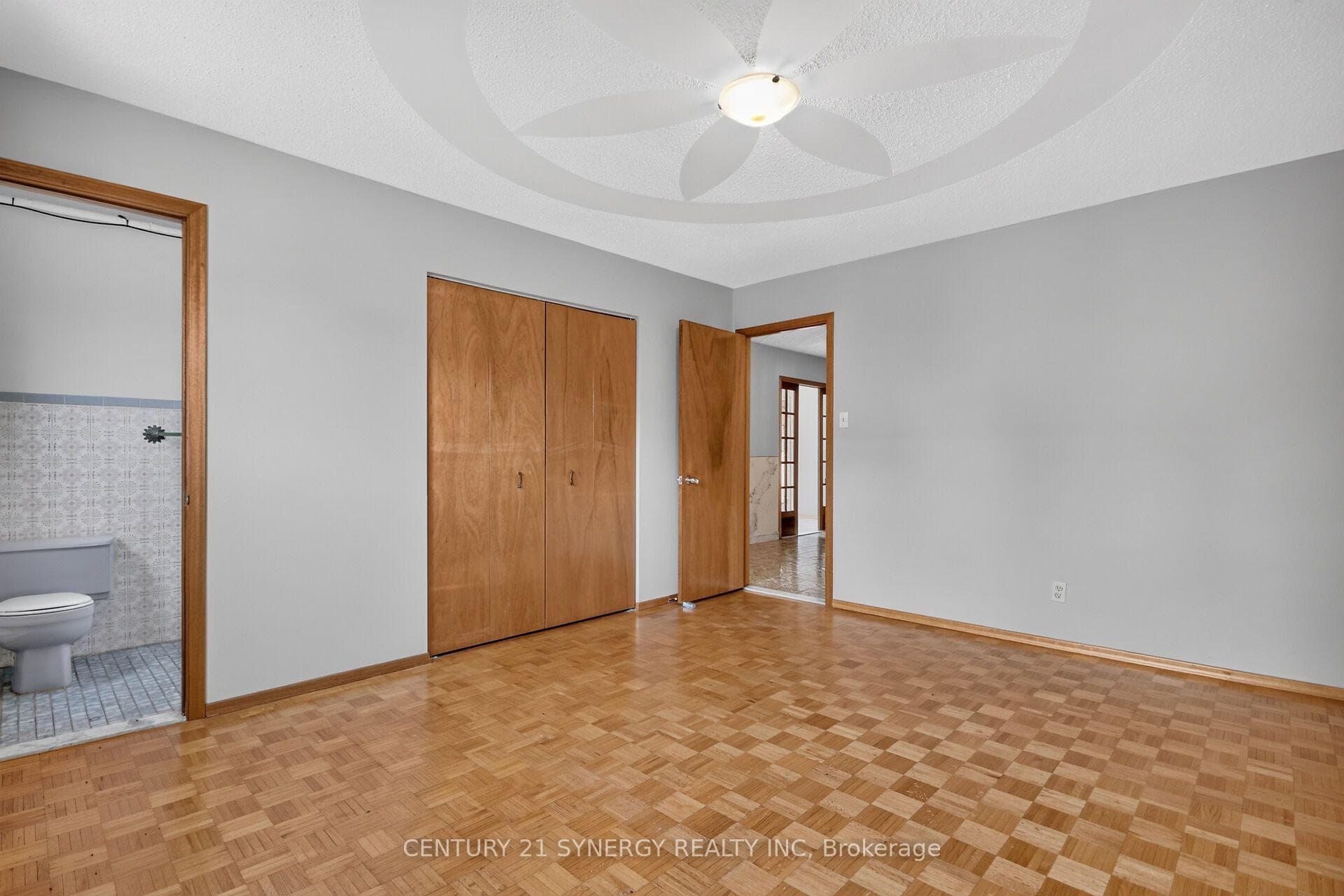 974 Greenbriar Avenue photo 20