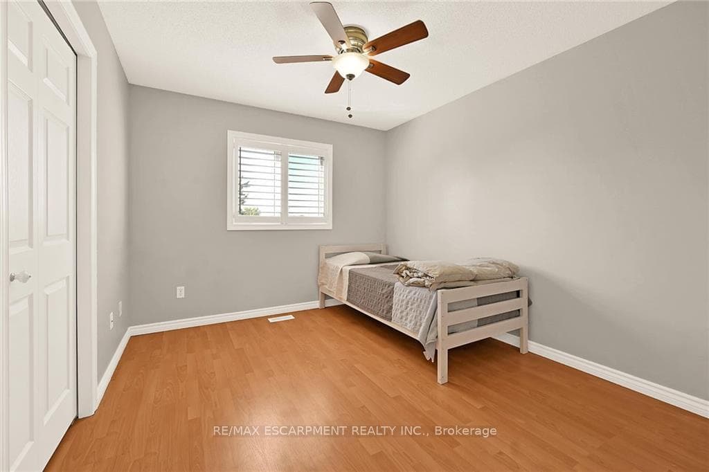15 Caledonia Avenue photo 19
