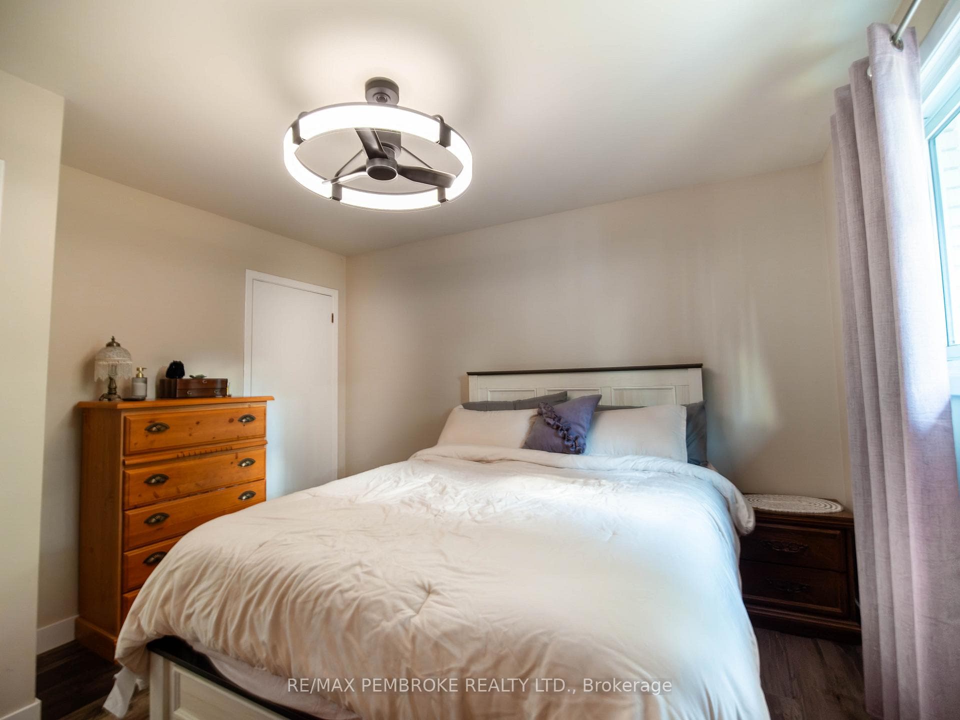 Primary Bed