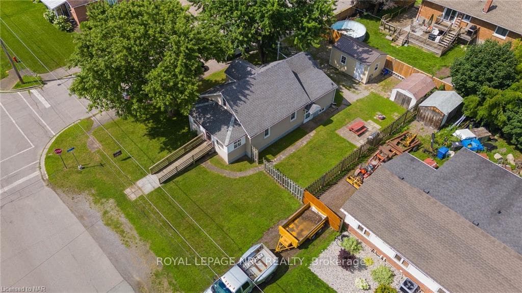 91 KNOLL Street photo 5