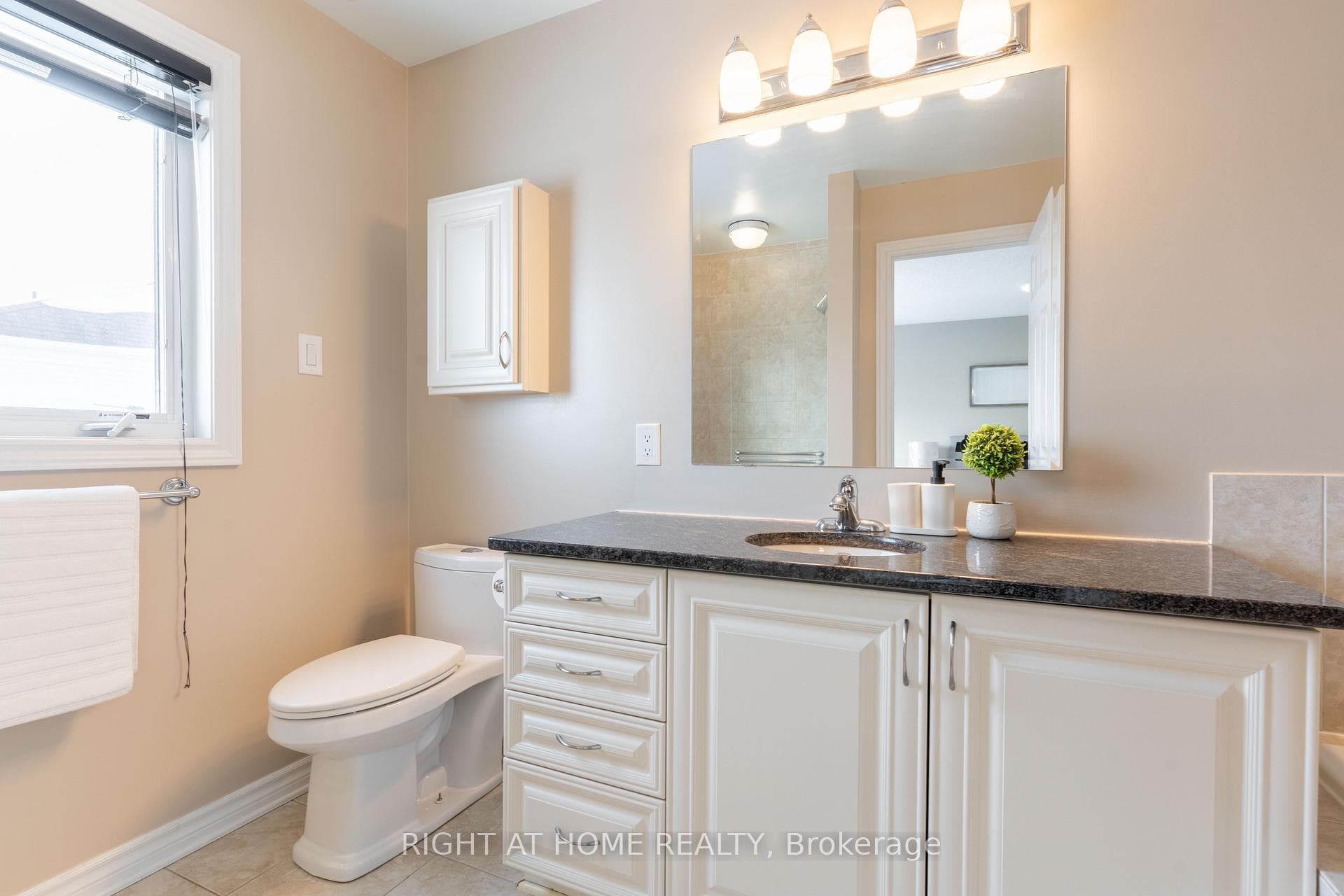 117 Forestbrook Street photo 17