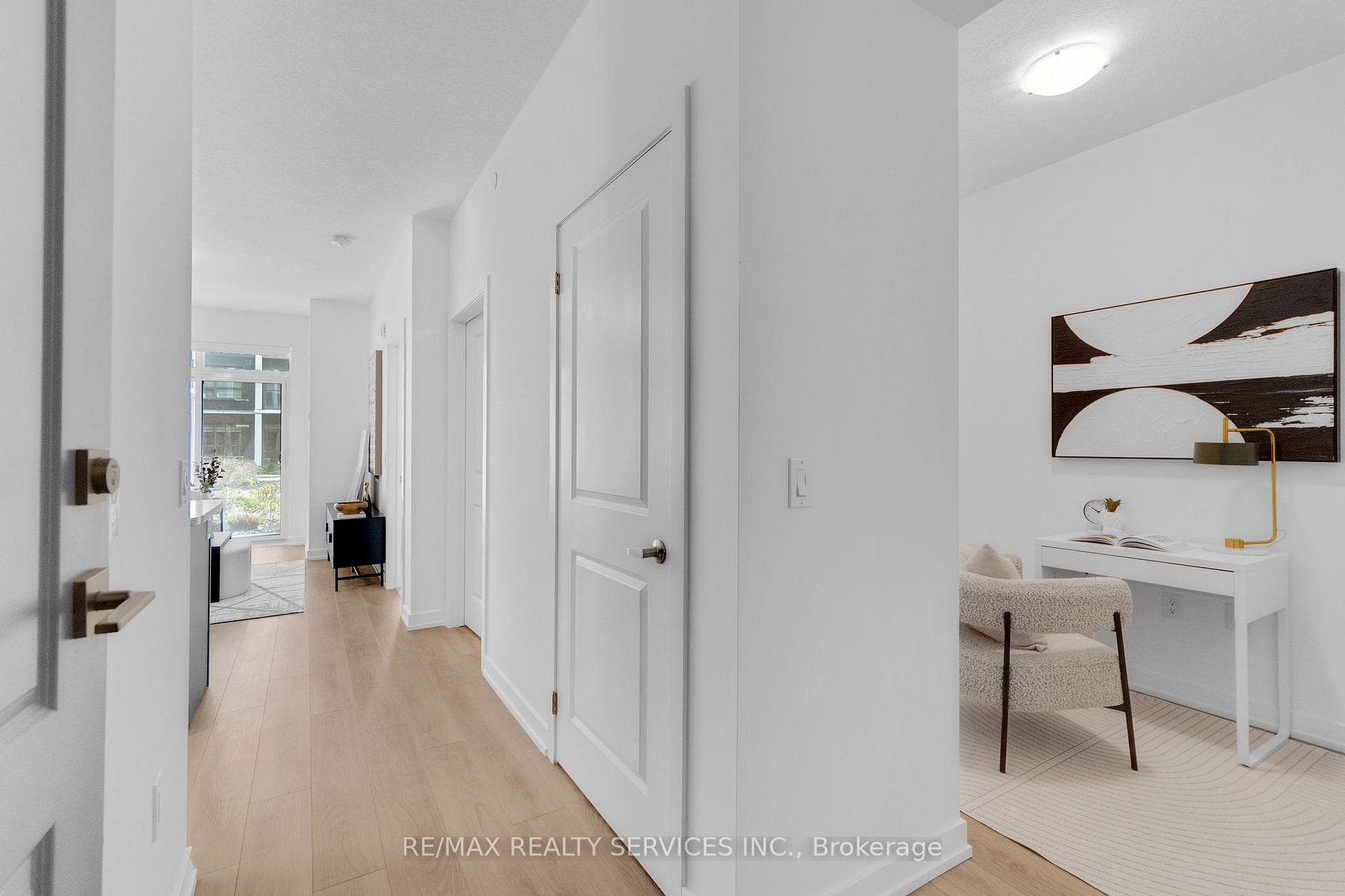 5055 Greenlane Road Unit 136 photo 17
