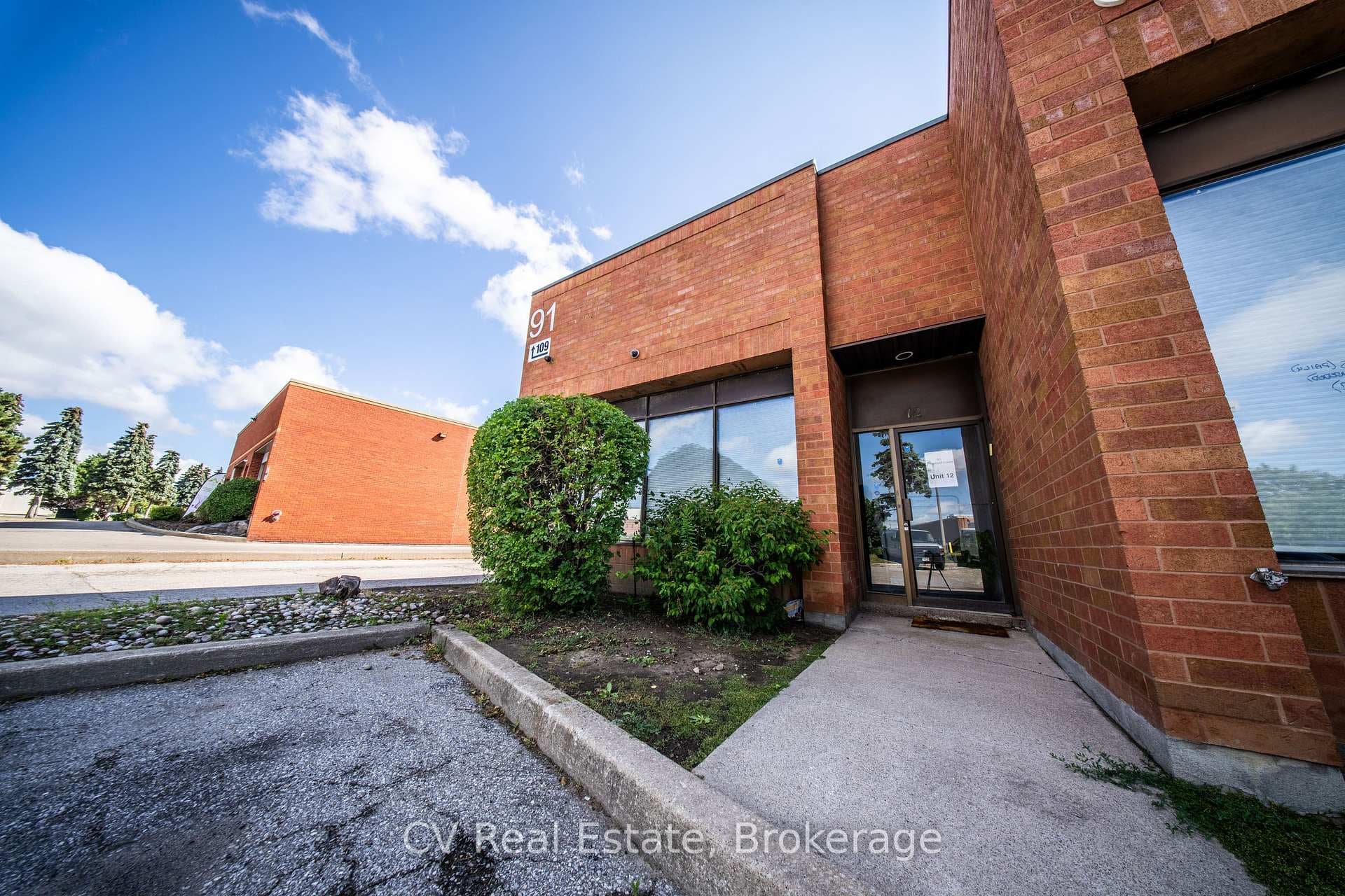 91 Fernstaff Court Unit 12 photo 9