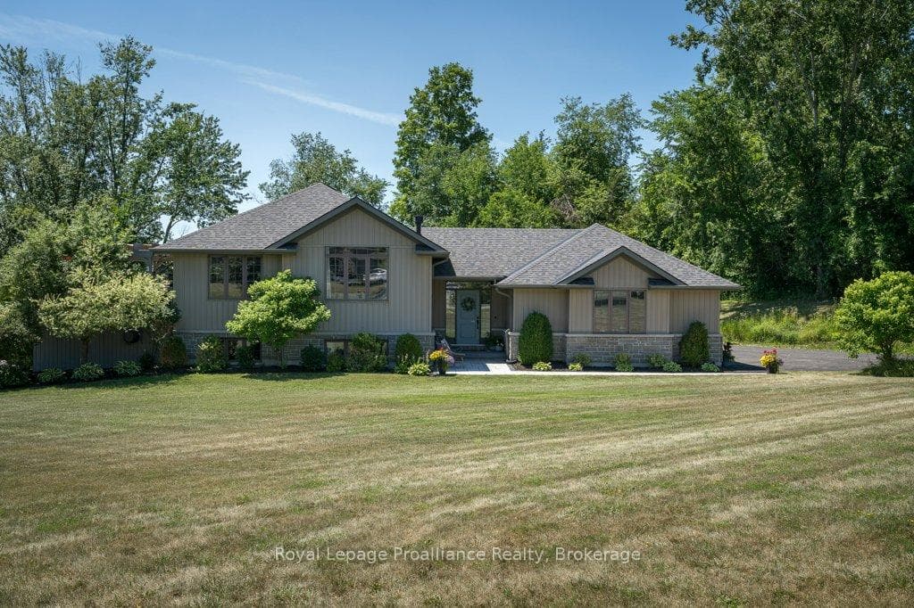 47 Windwhisper Drive photo 1