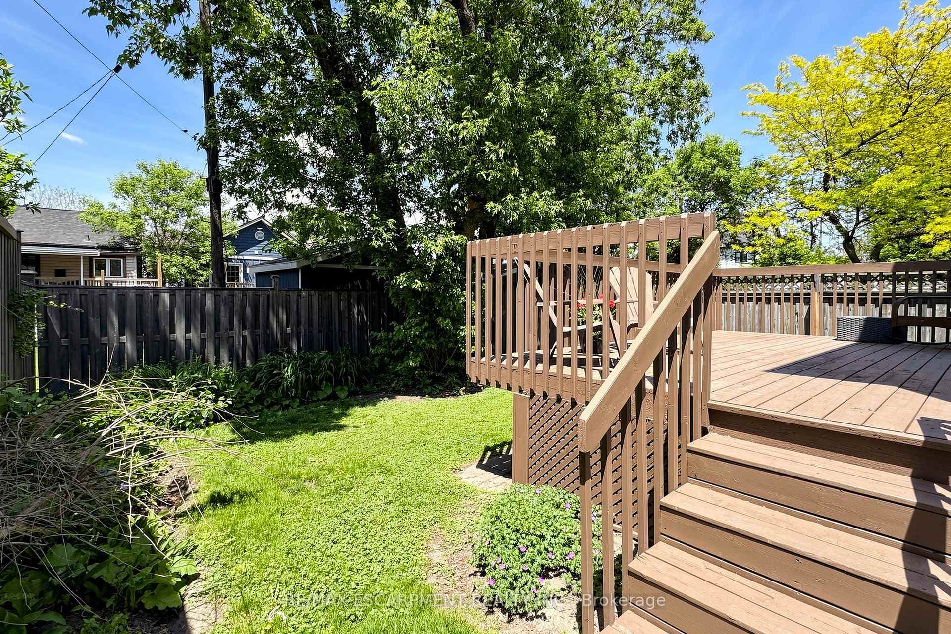 7 Windermere Avenue photo 29