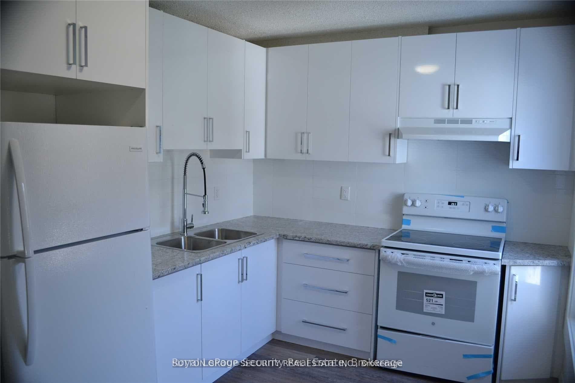 6 Rusholme Park Crescent Unit Upper photo 5