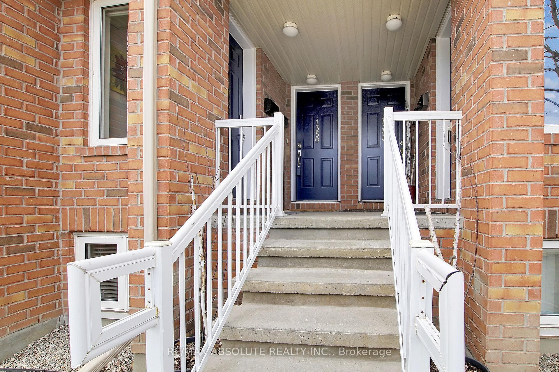 1350 Guthrie Street photo 3