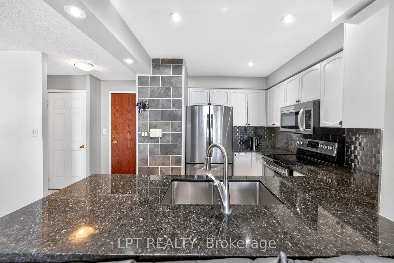 51 Baffin Court Unit PH06 photo 22