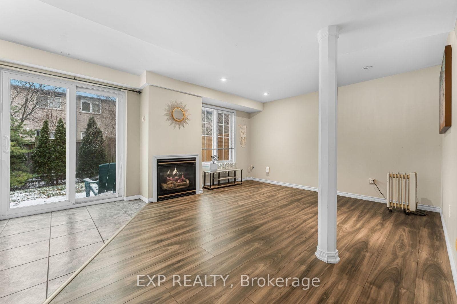 2407 Bankside Drive photo 26