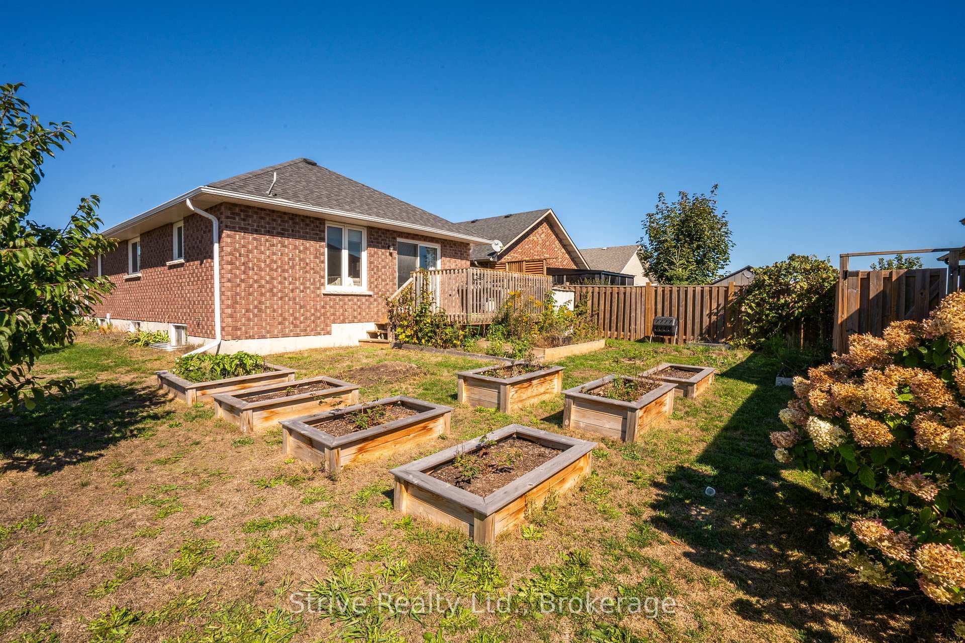 50 Millpond Lane photo 41