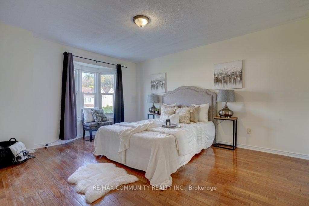 67 Smales Drive photo 18
