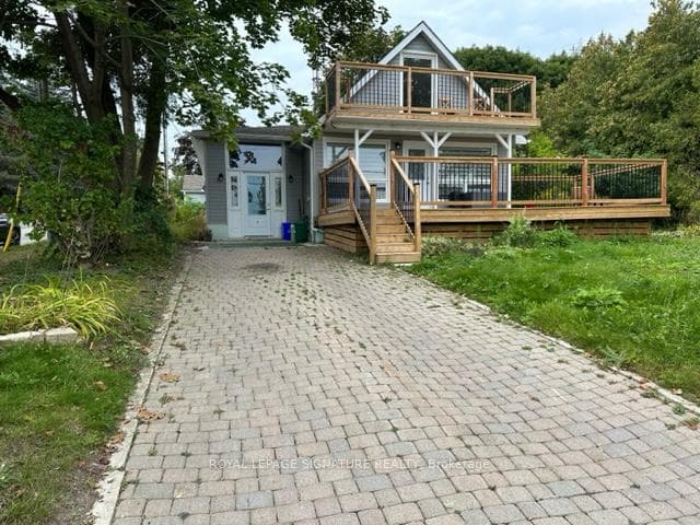 5749 Lakeshore Road Unit 2 photo 1