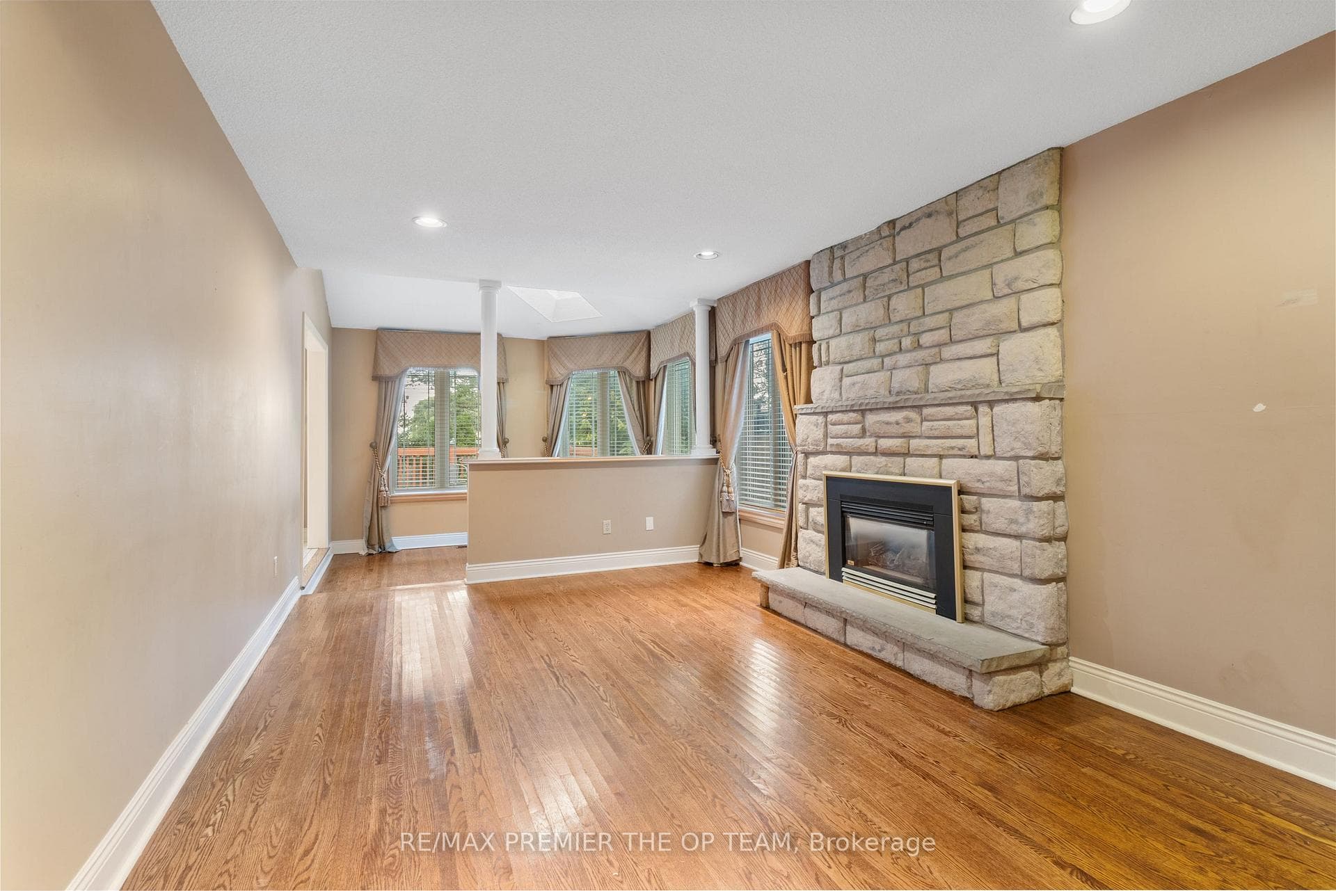 154 Flushing Avenue photo 9