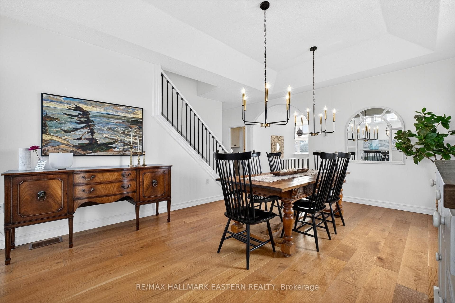 2543 DENURE Drive photo 8