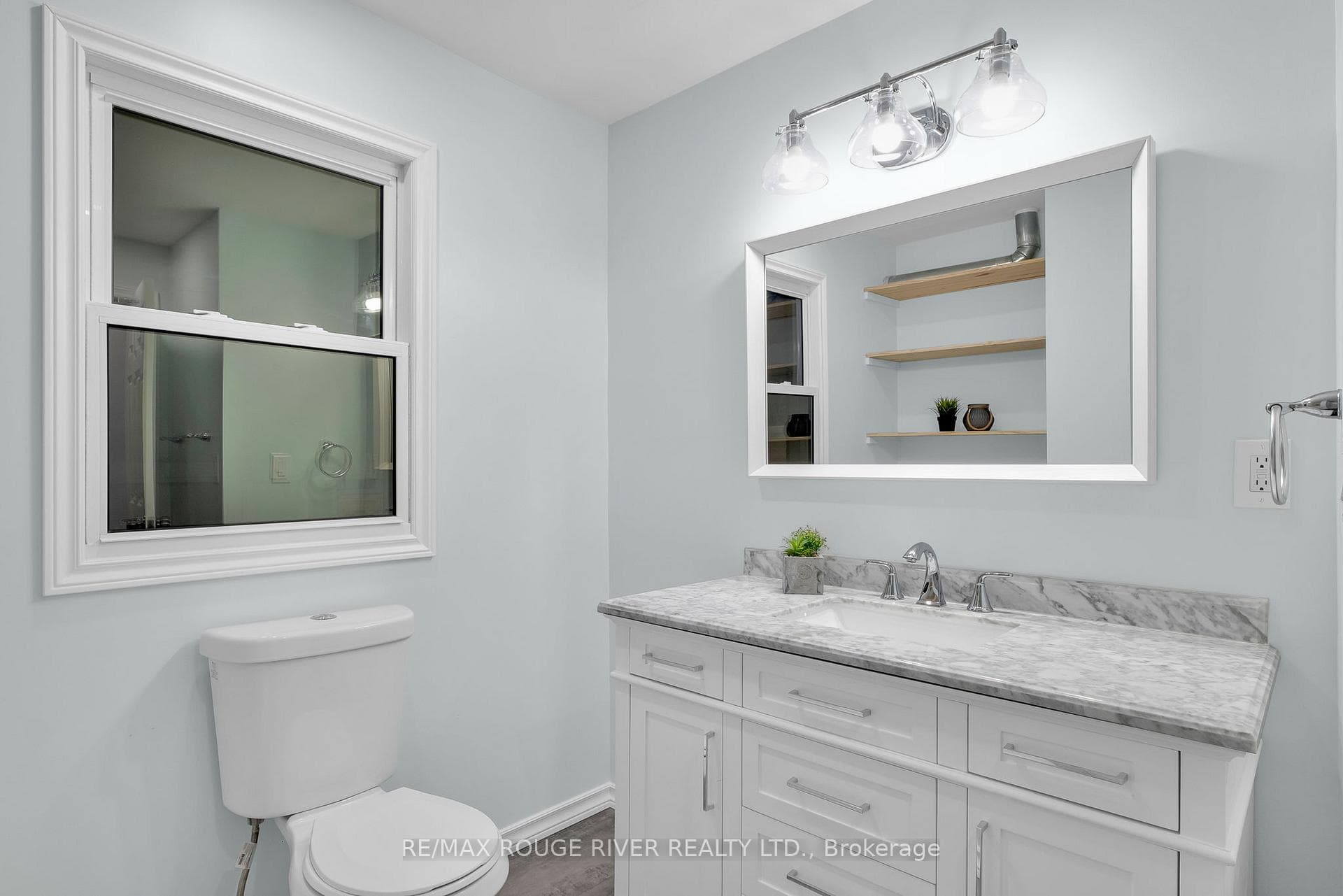 56 Liberty Street photo 15
