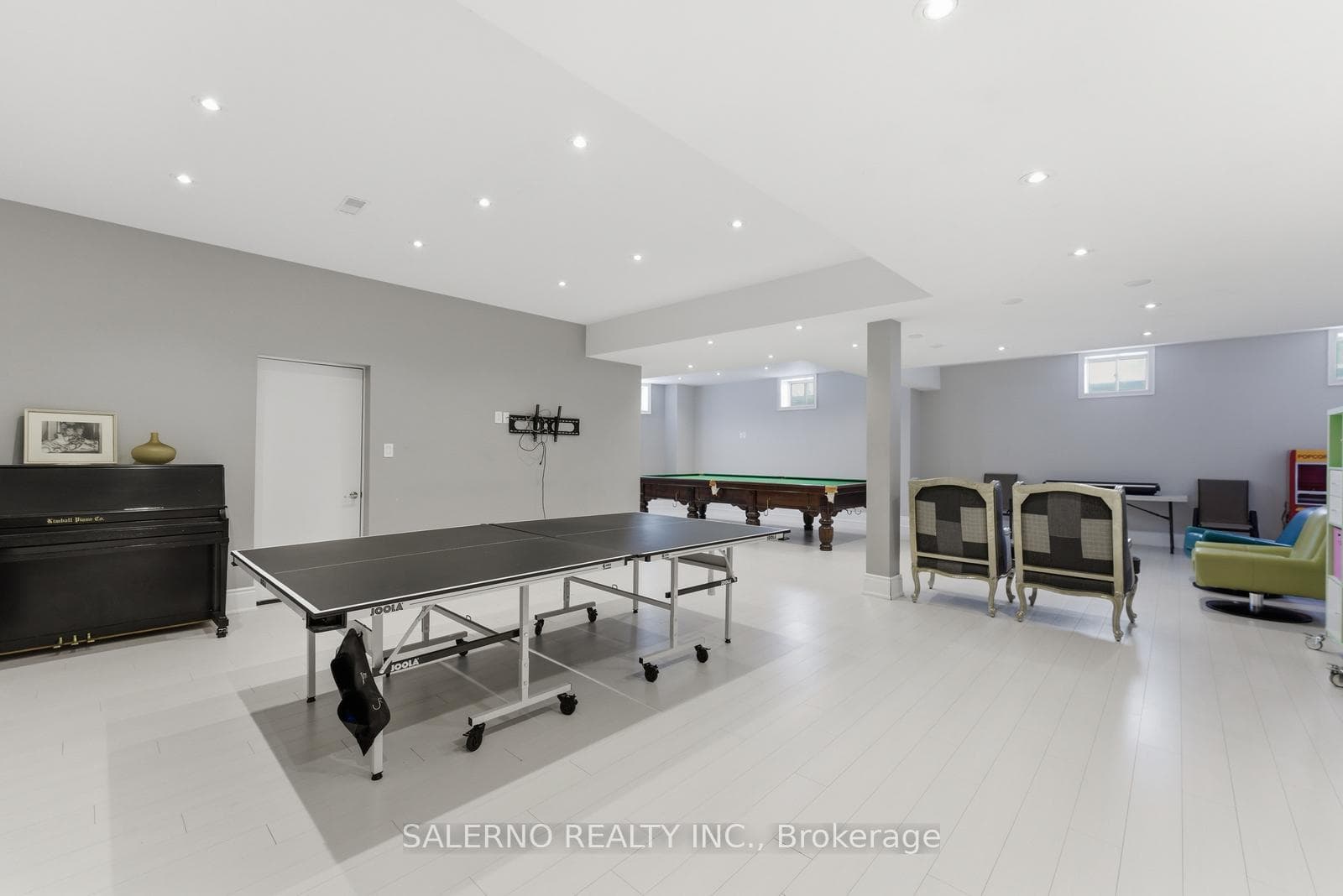 21 Stallions Court photo 36