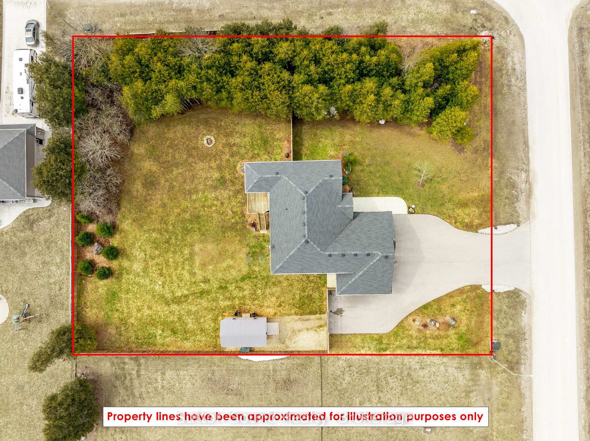 Massive Fully Fenced Level Lot