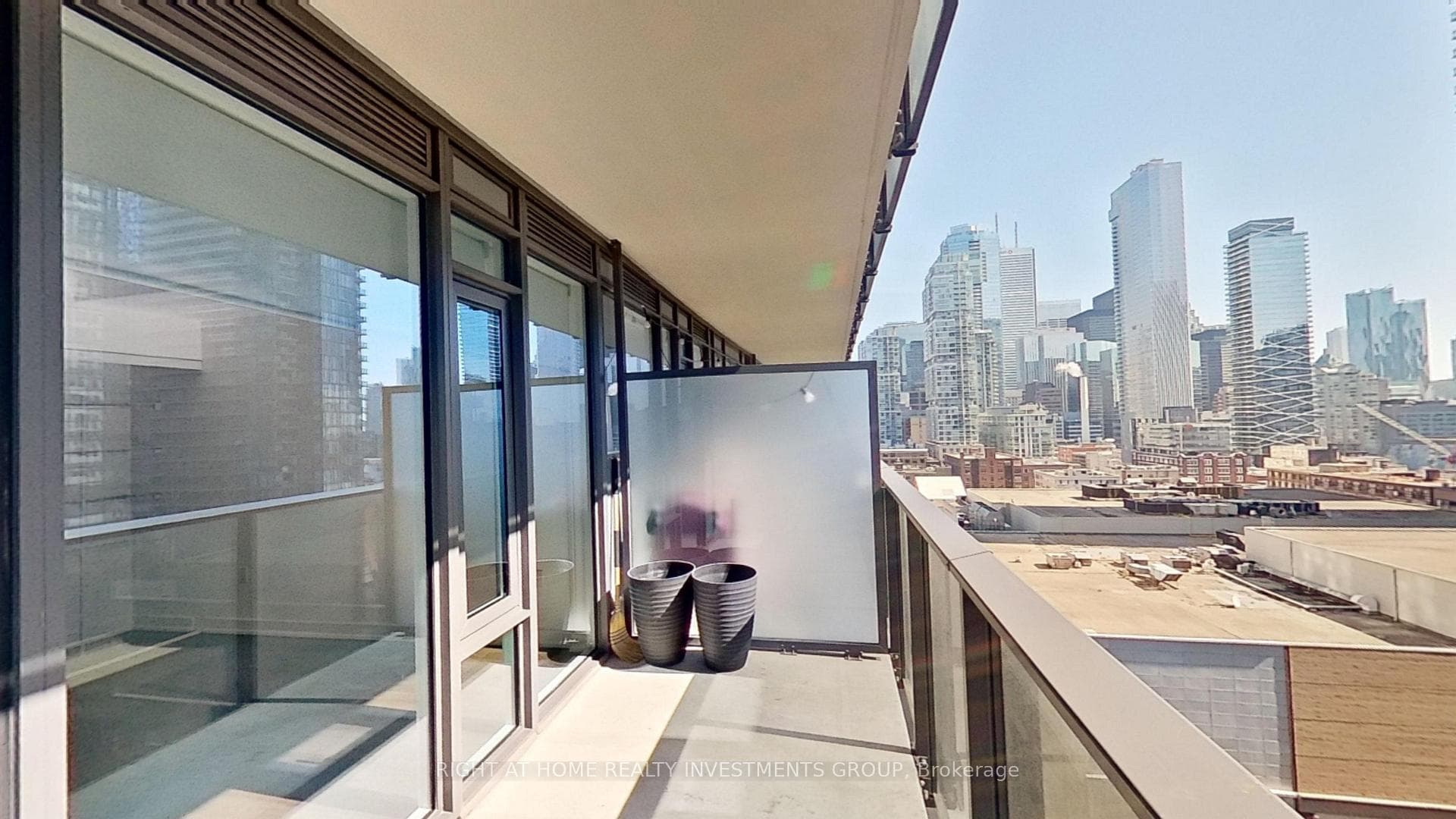 330 Richmond Street Unit 1701 photo 14