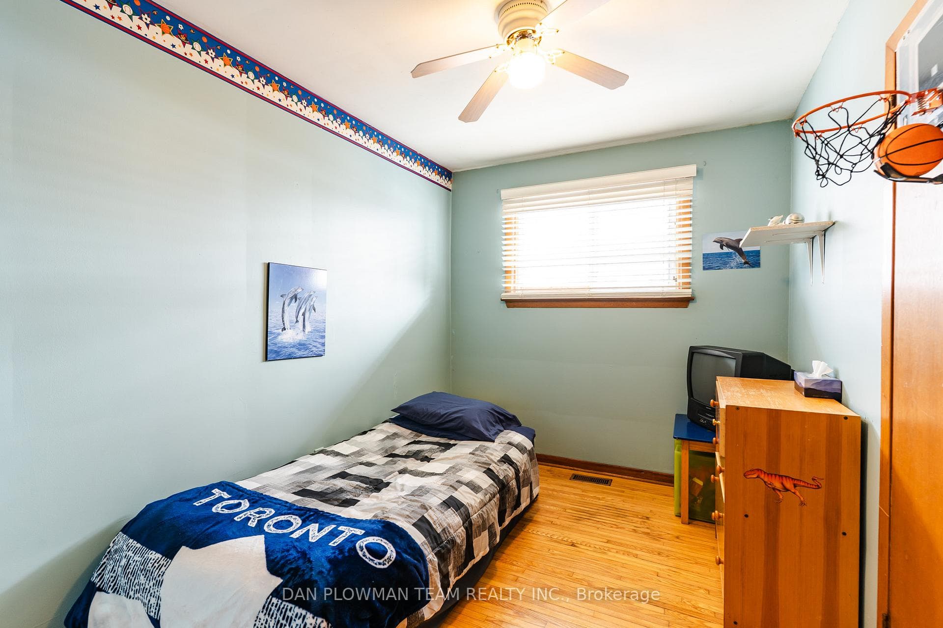 742 Chesterton Avenue photo 20