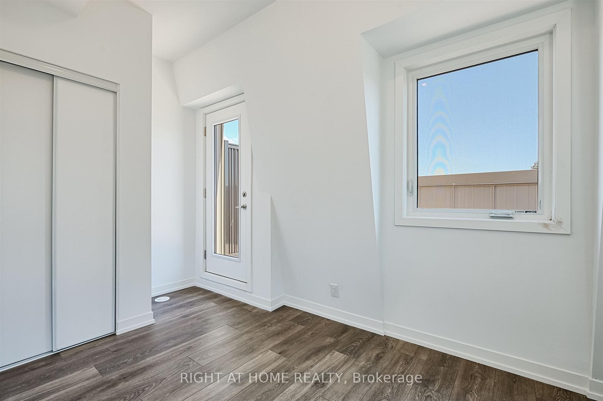 74A Tisdale Avenue photo 15