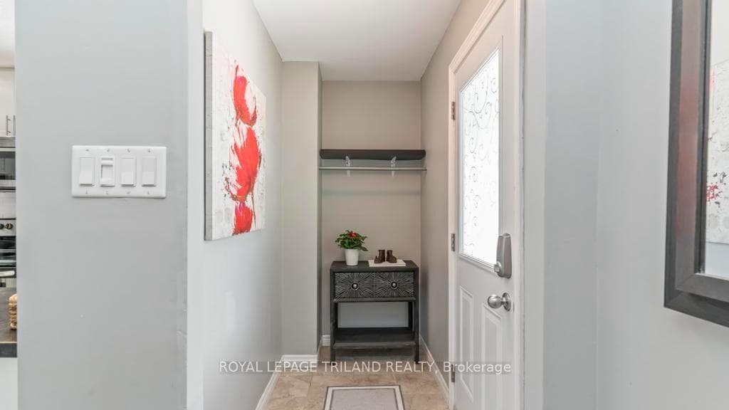 58 Wyatt Street photo 5