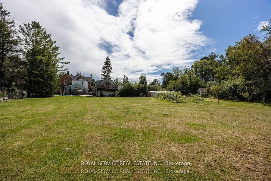 60 King Street photo 45