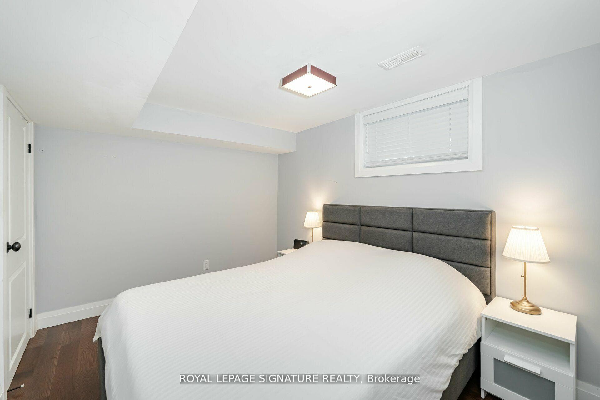2497 Wyatt Street photo 23