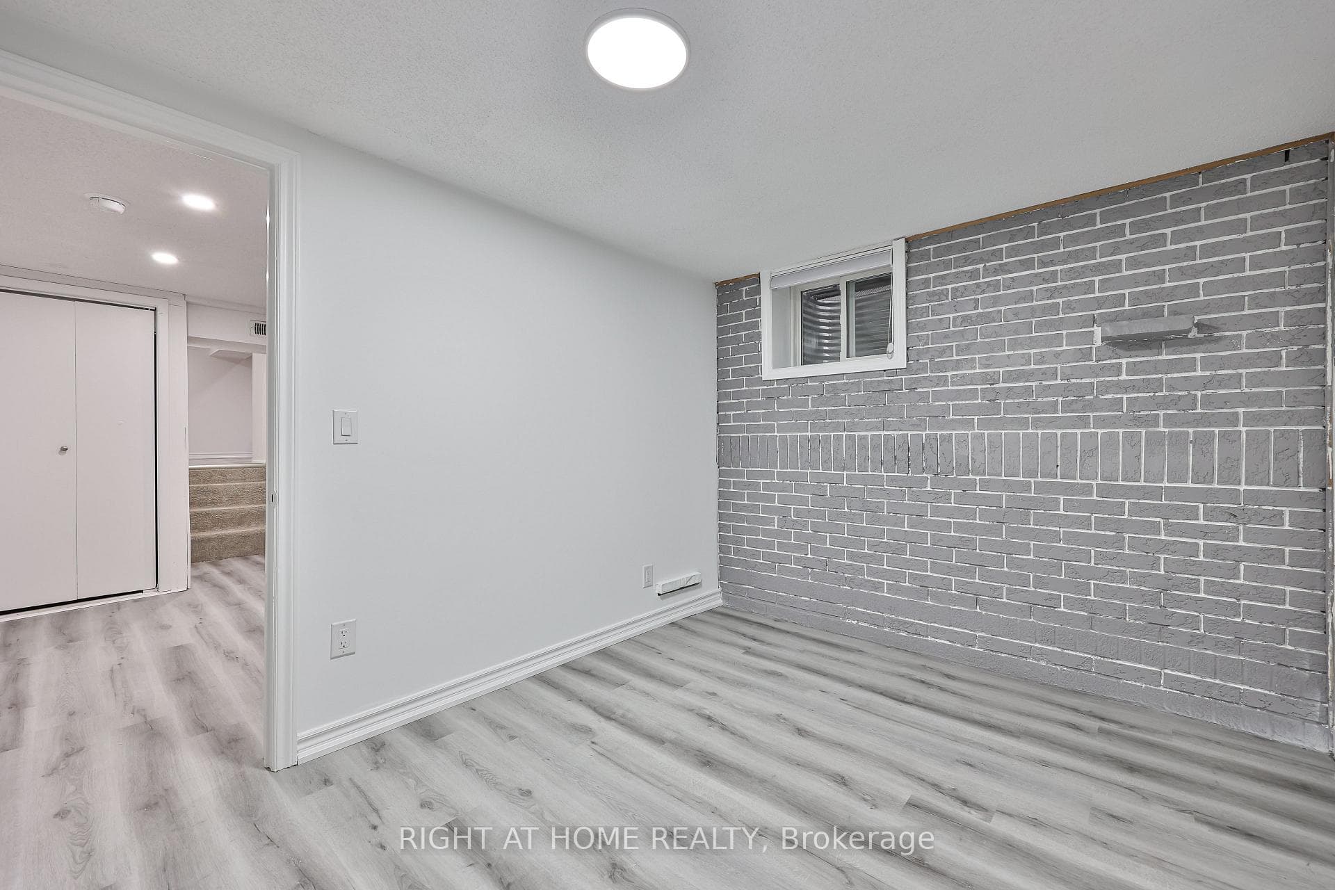 3783 Keenan Crescent Unit Main photo 18