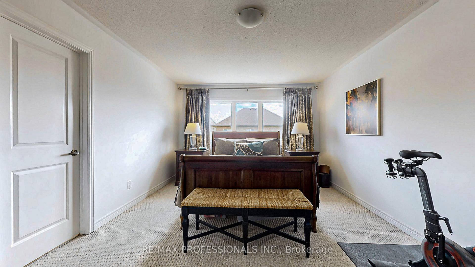 45 Coastline Drive photo 15