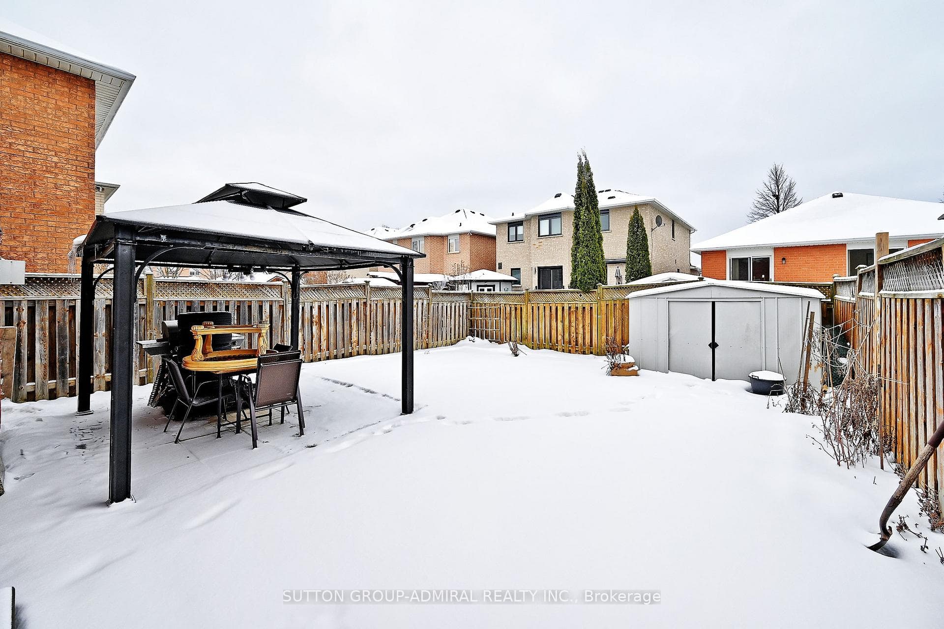 152 Colombo Acres photo 45